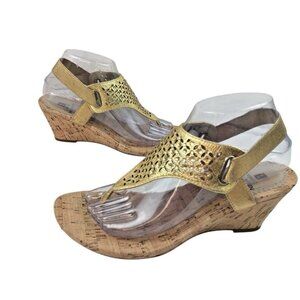 *White Mountain Sandals Women’s Size 8 Gold Wedge Thong Rhinestone Bling Slip On